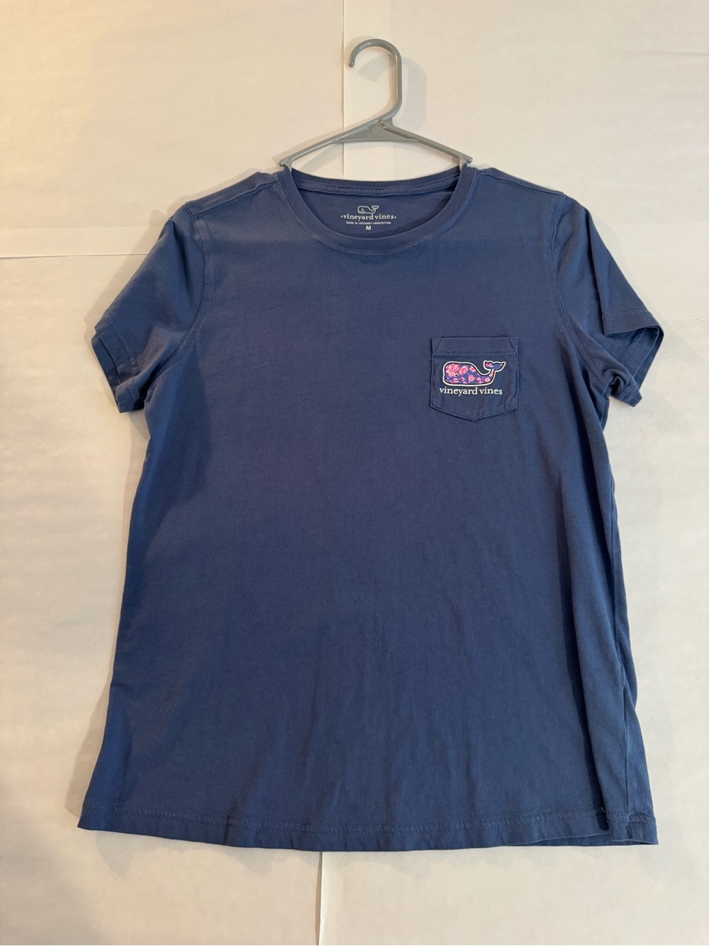 Vineyard Vines Navy Short-Sleeve Pocket Tee with Whale Patch
